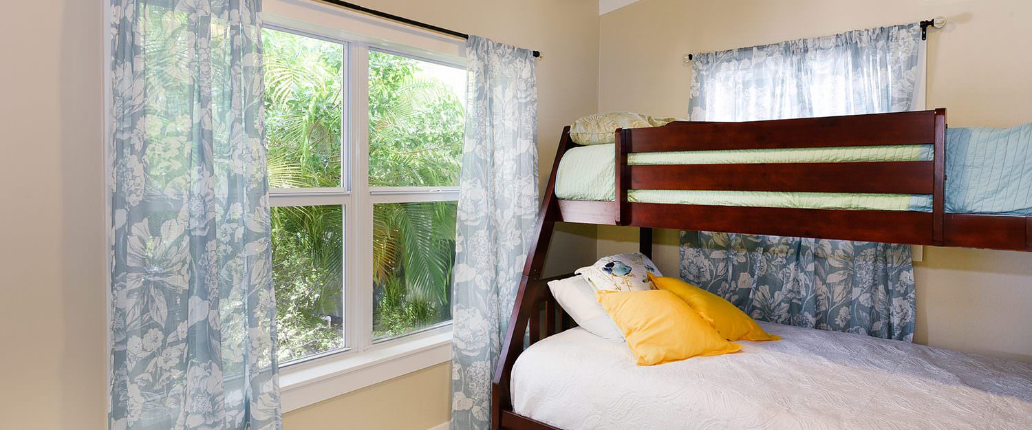 Green Cottage - Bunk Beds