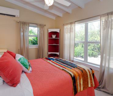 Green Cottage - Bedroom