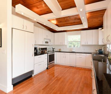 Leatherback Cottage - Kitchen